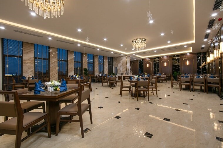 Khách sạn Marina Hạ Long